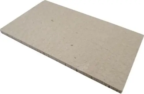 Wolfram-Platte in neutraler Farbe, flach mit gleichmäßiger Oberfläche und transparenter Struktur, geeignet für Dämmzwecke in Rückwandanwendungen der Brennkammer.